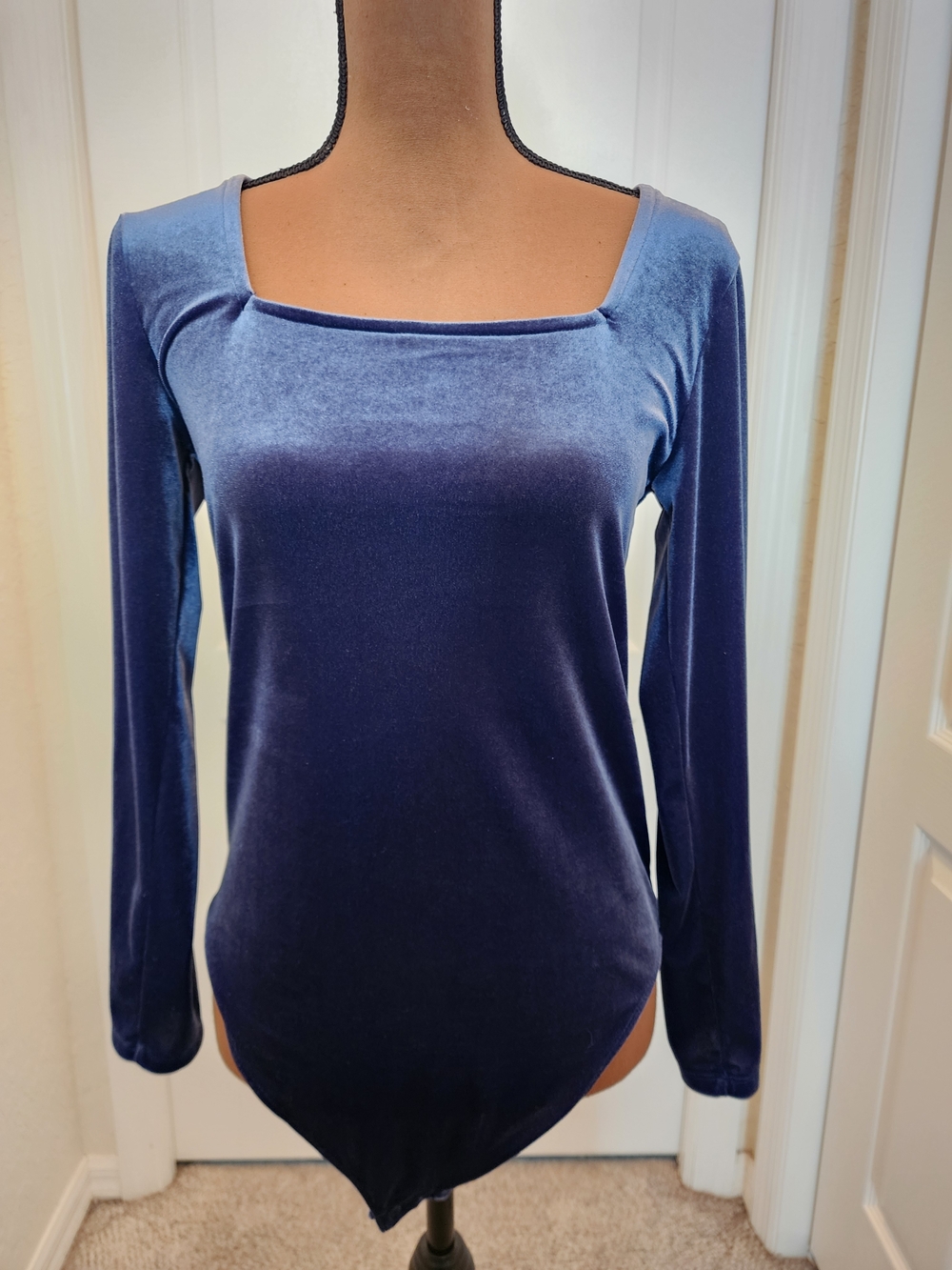Old Navy Velvet Square-Neck Long-Sleeve Bodysuit - Navy Blue